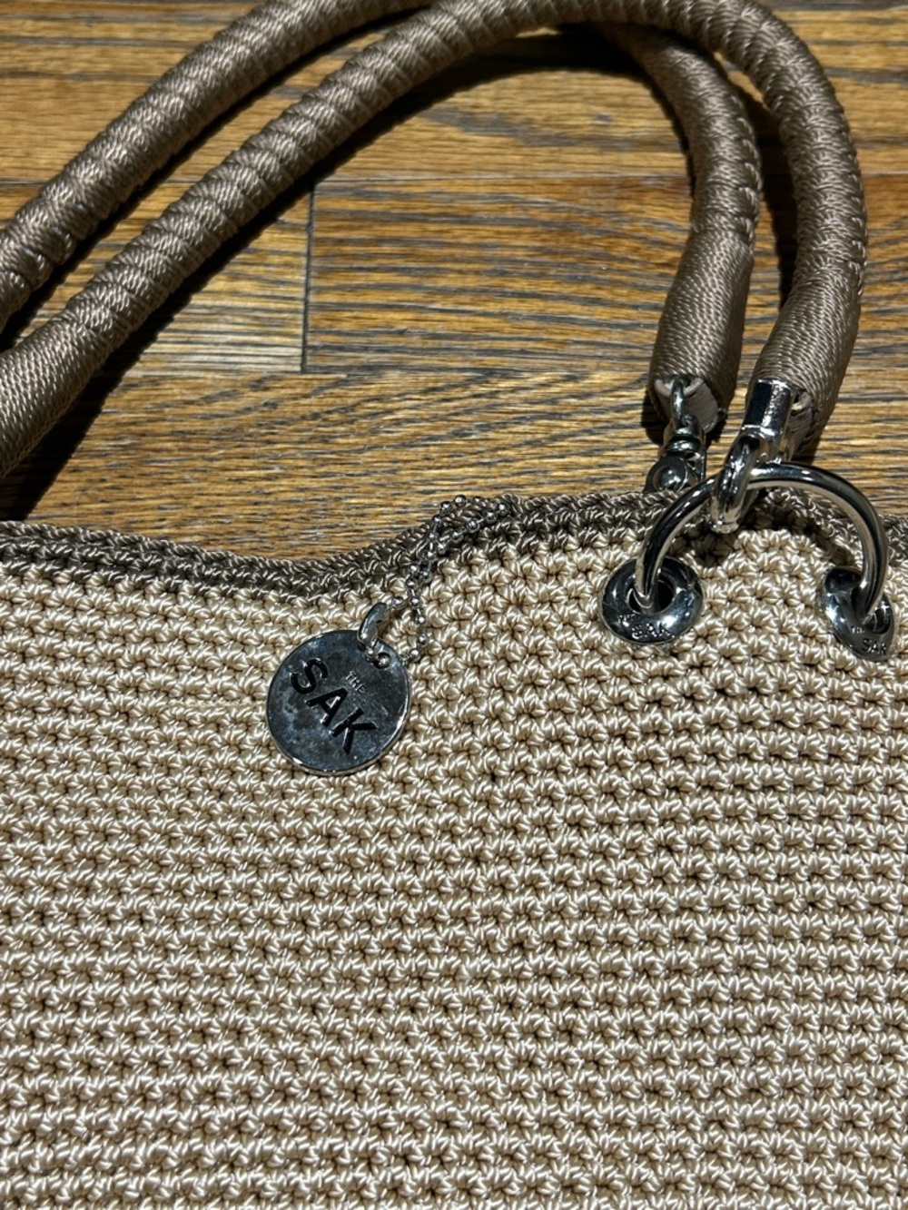 The Sak Two-Tone Woven Tote in Beige & Brown - Picture 4 of 9